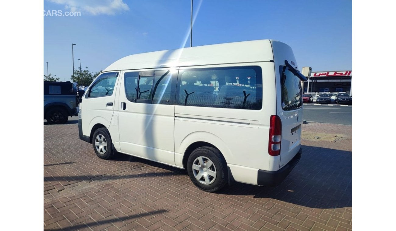 تويوتا هاياس KDH201-0069184 || TOYOTA	HIACE (VAN)	2011	WHITE	3000	PETROL	RHD	MANUAL