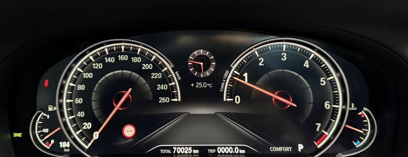 BMW 750Li xDrive 4.4L (530 HP)