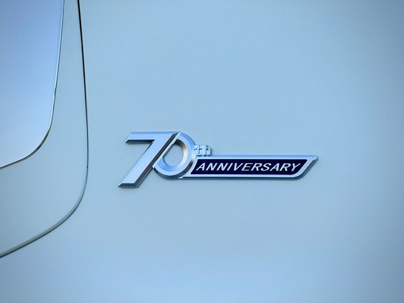 تويوتا لاند كروزر 2009 FACELIFTED 2025 WITH INTERIOR AND EXTERIOR FULL OPTION V6 GCC SPECIFICATION