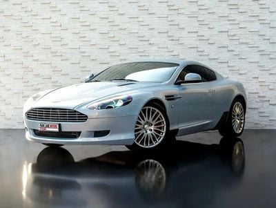 Aston Martin DB9 STD Aston Martin DB9 2010