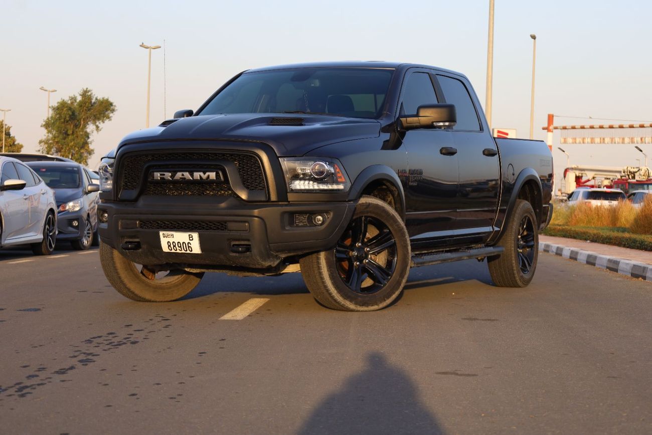 RAM 1500 Classic 5.7L Crew Cab Utility (5 Seater)