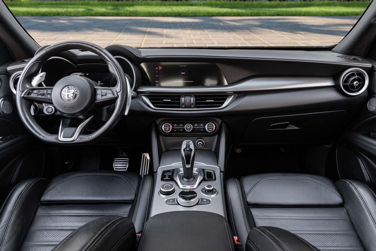 Alfa Romeo Stelvio Veloce Stelvio Veloce | 2,938 P.M | 0% Downpayment | Perfect Condition!