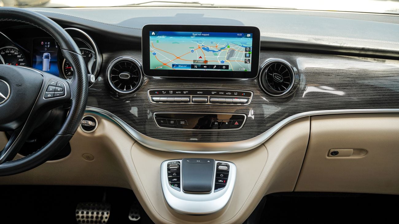 Mercedes Benz V 250