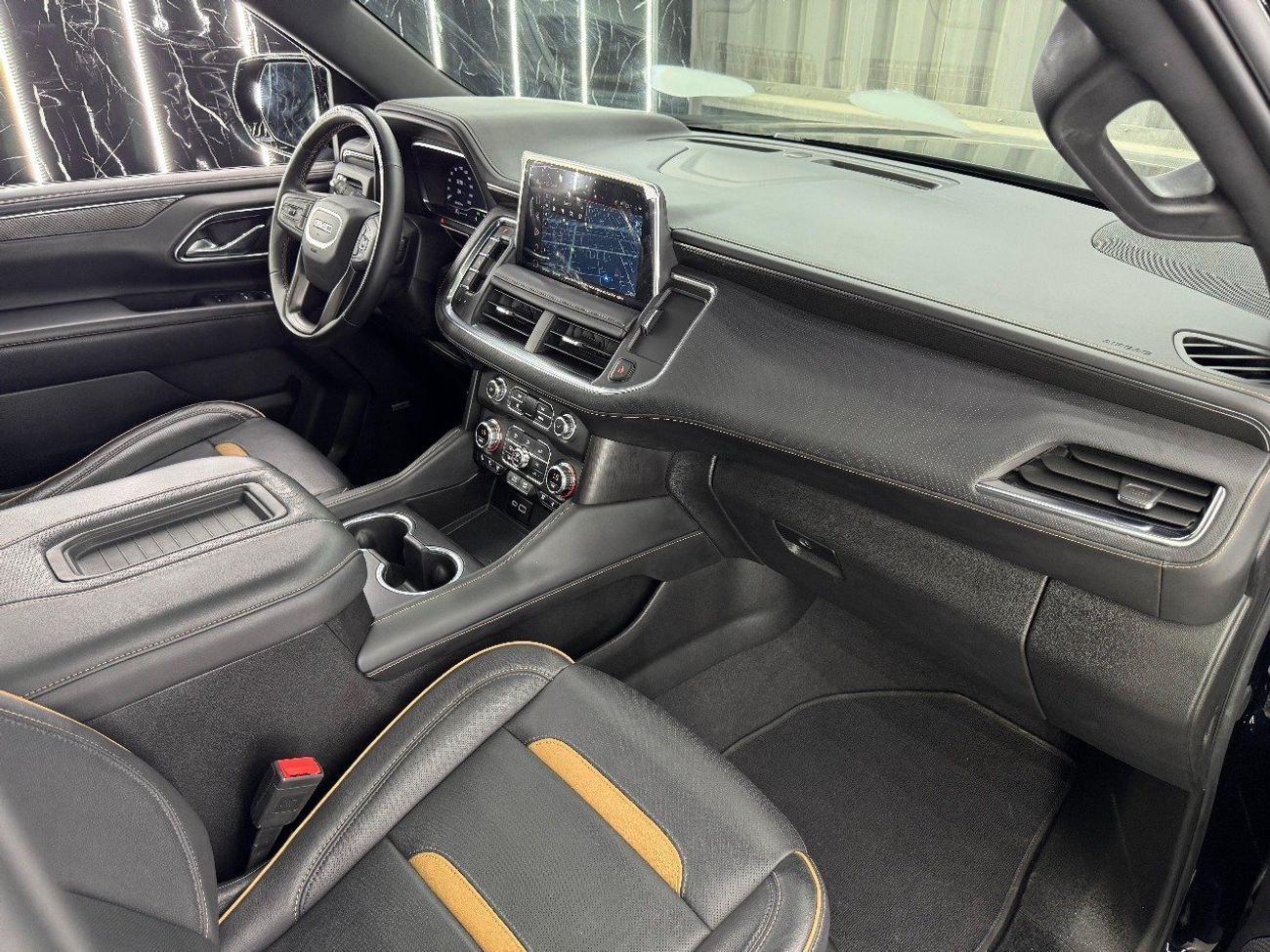 GMC Yukon 2024 GMC Yukon AT4, GMC Warranty, 10 Years Engine Warranty, Just Been Serviced, 8 Seater, GCC