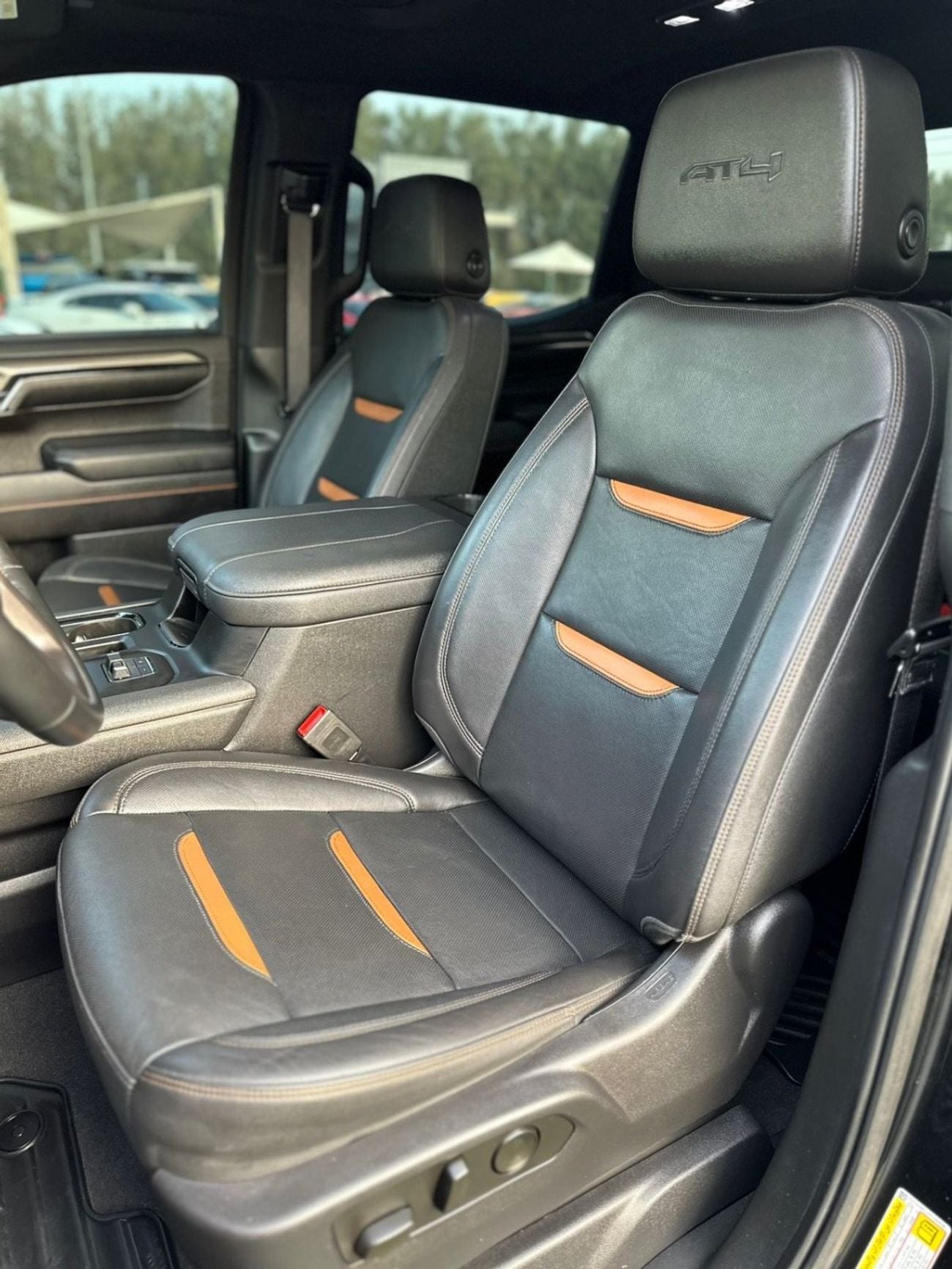GMC Sierra GMC SIERRA AT4 6.2L GCC UNDER WARRANTY