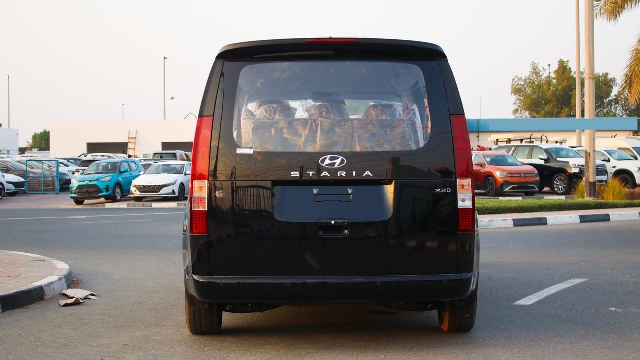 Hyundai Staria