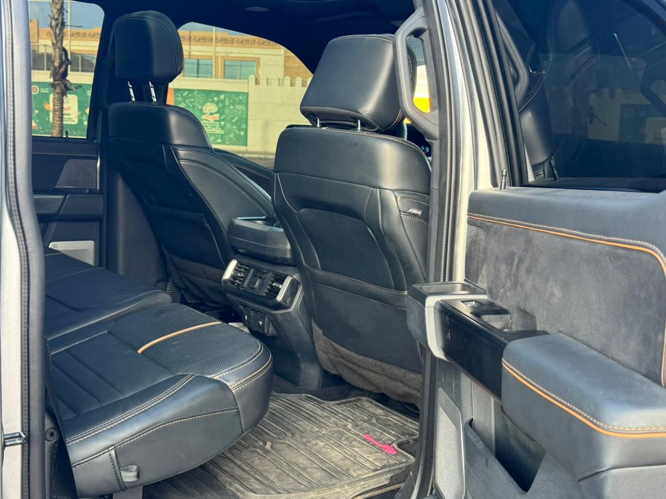 Ford F 150 3.5L PowerBoost Hybrid V6 Super Crew Platinum