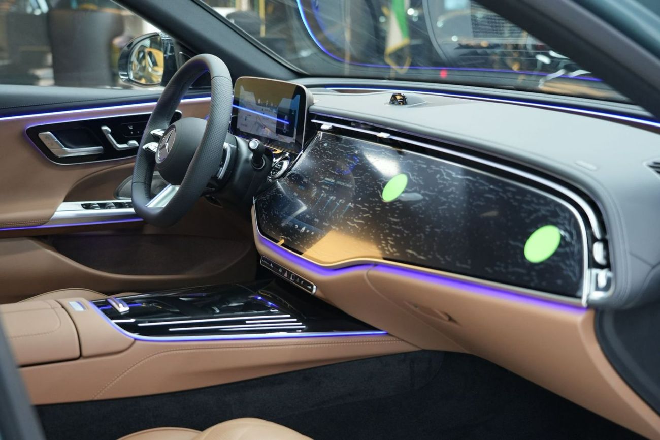 Mercedes-Benz E300 Mercedes-Benz E 300 | 2025 GCC 0km | Agency Warranty | AMG Sports Package | Black Piano Trim