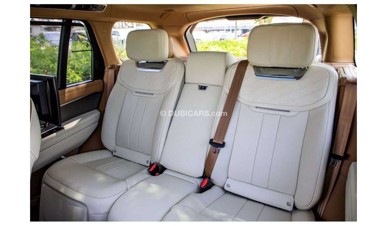 Land Rover Range Rover 2023 Range Rover SV V8 Gold Edition