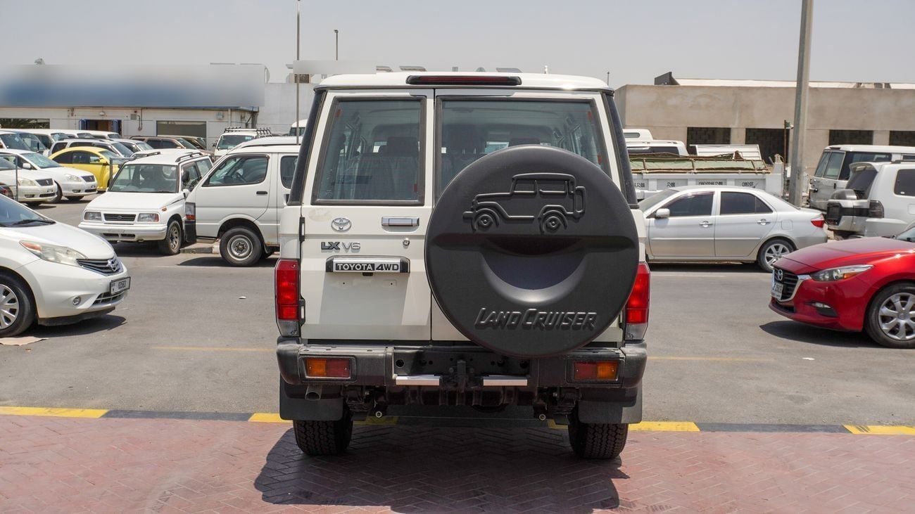 Toyota Land Cruiser 70 HT VXR 4.0L V6