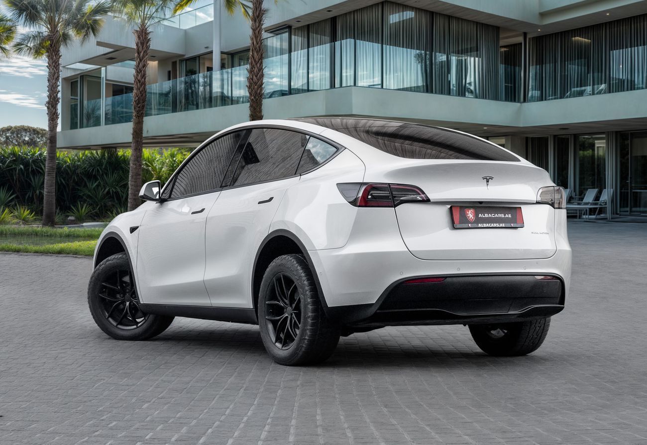 تسلا موديل Y 2,057 P.M | Model Y Long Range Autopilot | 0% Downpayment | Perfect Condition!