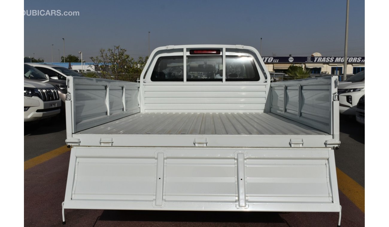 Isuzu DMax 2.5 - TD - S/C - Flat Deck - For Export Only - Wht_Blk