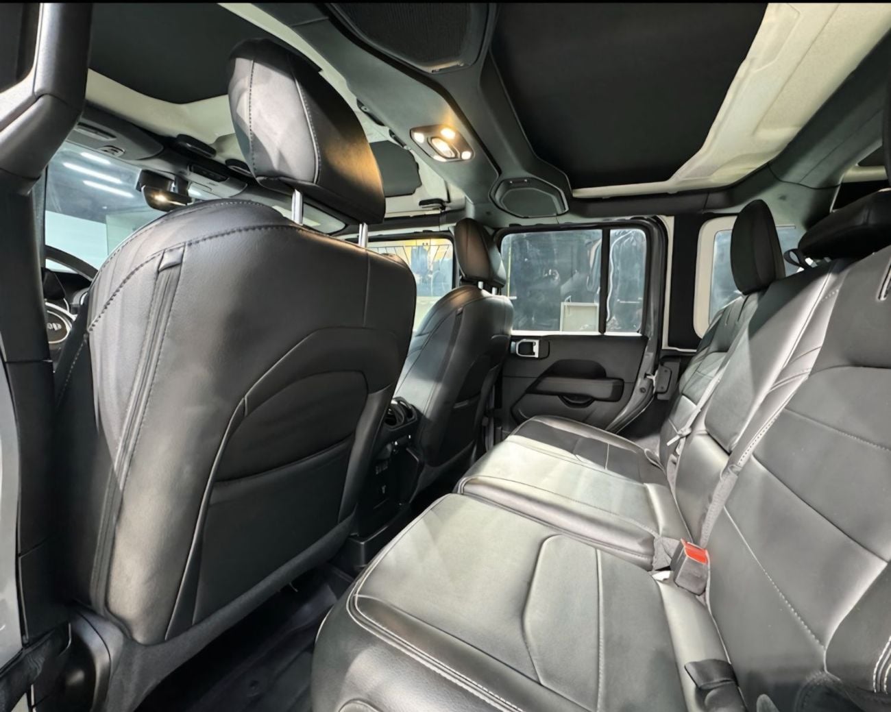 Jeep Wrangler Unlimited SAHARA 4XE