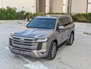 Toyota Land Cruiser GXR FACELIFTED WITH INTERIOR AND EXTERIOR GCC V6 4.0L