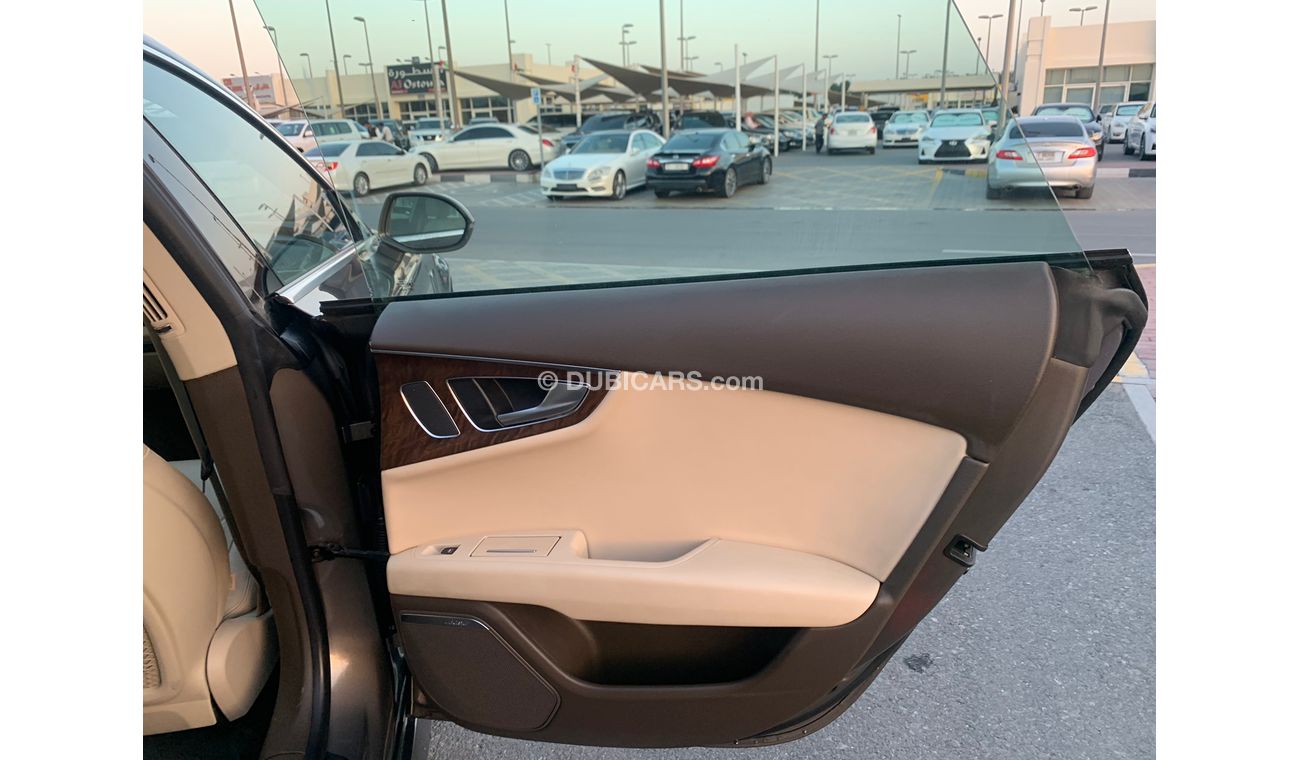 أودي A7 Audi a7 S line (50 tfsi) supercharged quattro Gcc_2016_Excellent_Condition Full option