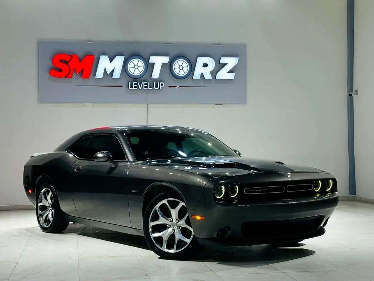 Dodge Challenger R/T Plus 5.7L (372 HP) V8 R/T HEMI 5.7 LITRE GCC SPECS FULL OPTION