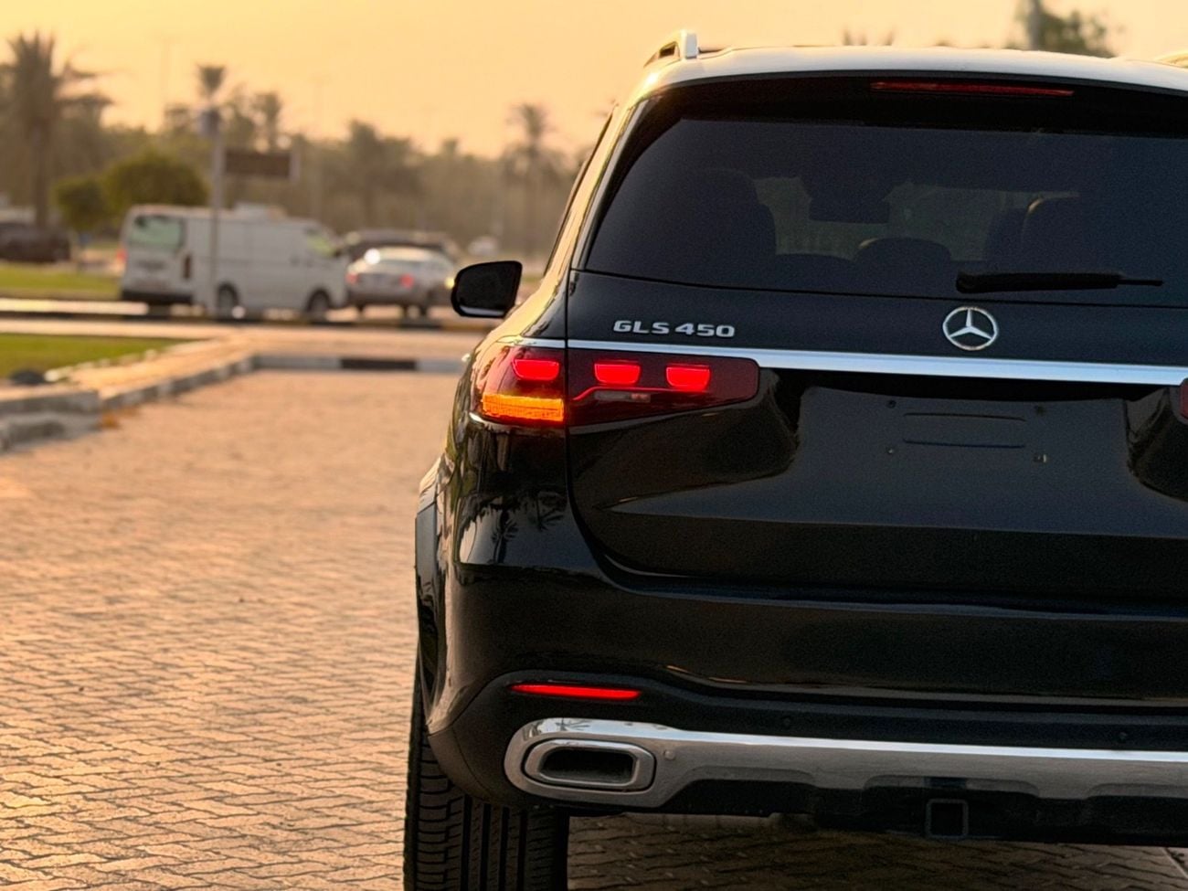 مرسيدس بنز GLS 450 4MATIC