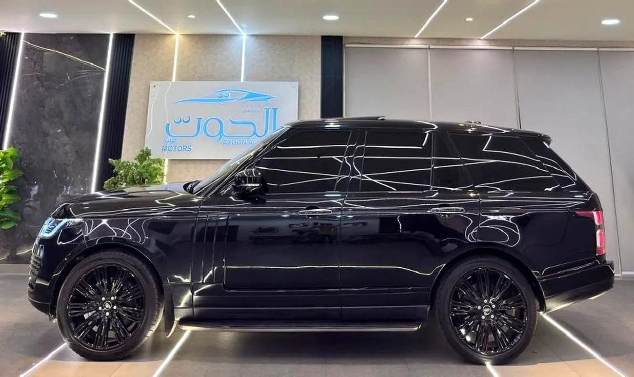 Land Rover Range Rover VOGUE SE AUTOBIOGRAPHY FACELIFT || RR VOGUE V8 || GIVEN WARRANTY || TOP RANGE || GCC || VIP CONSOLE