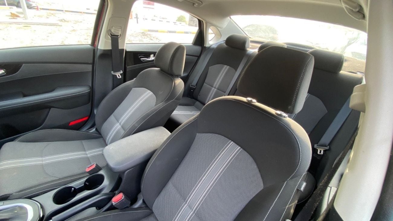 Kia Forte GT LINE (NON GCC) 2.0L V4