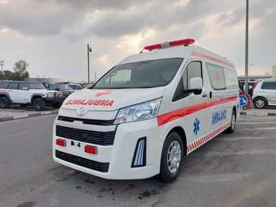Toyota Hiace TOYOTA HIACE VAN AMBULANCE  RHD 2023 MODEL 2.8 L DIESEL AUTOMATIC(PM22474)