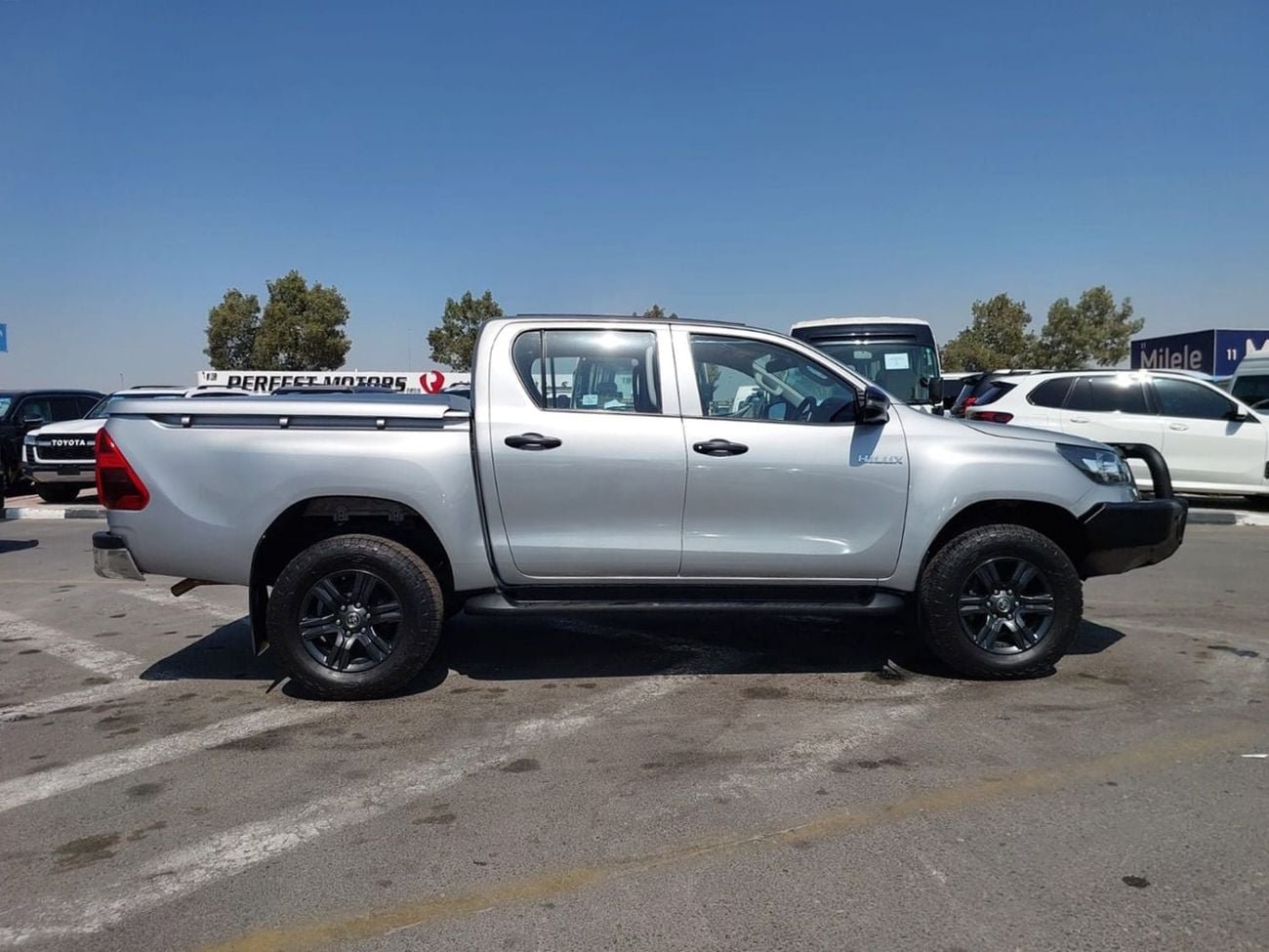 Toyota Hilux (RAMADAN OFFER) TOYOTA HILUX PICKUP RHD 2023 MODEL 2.4 L DIESEL MANUAL(PM52405)