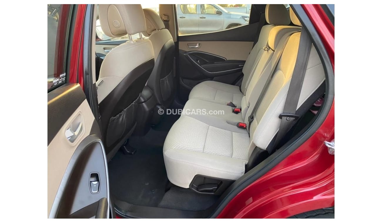 Hyundai Santa Fe 2017 HYUNDAI SANTAFE SPORT 2.4L AWD / MID OPTION