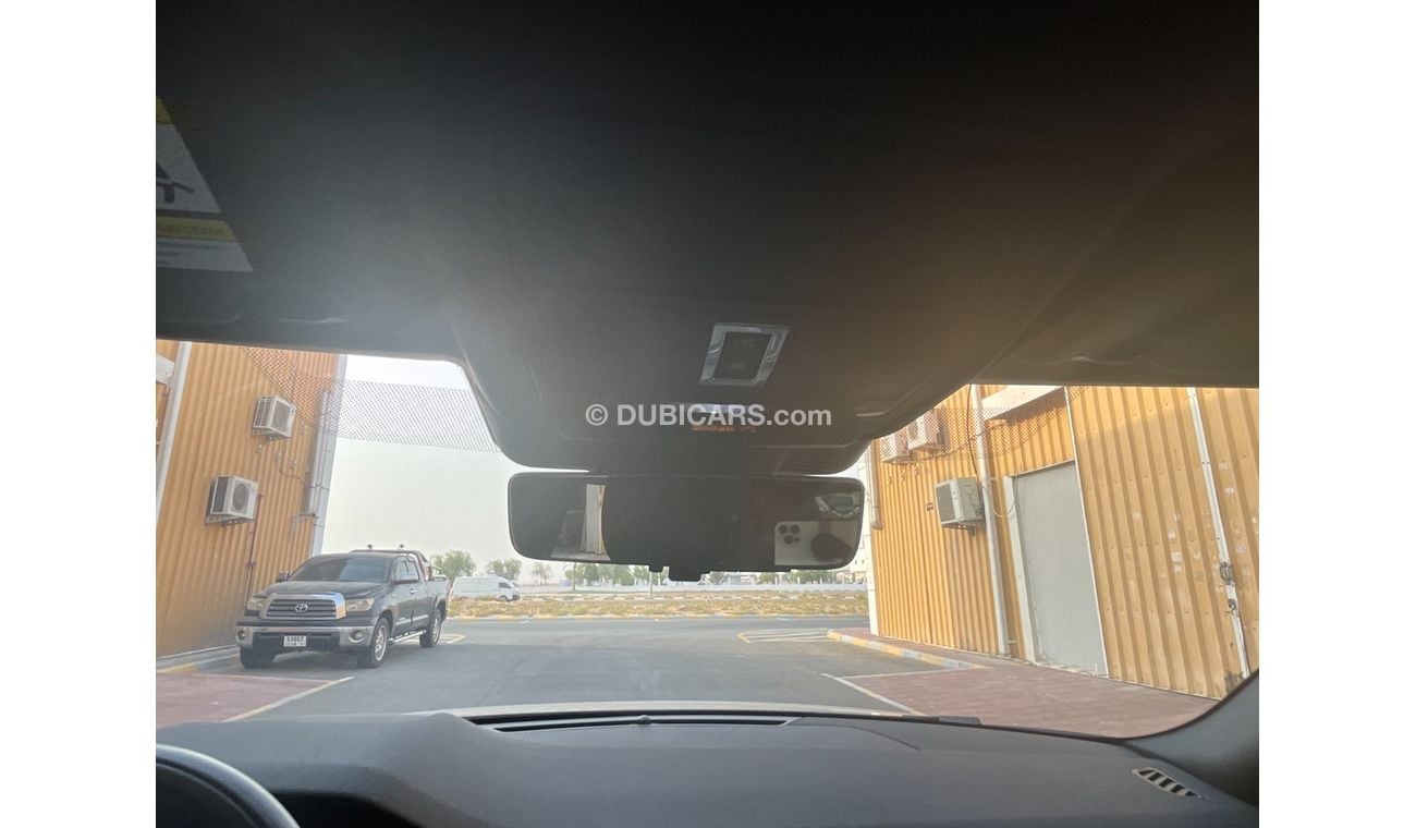 لاند روفر رانج روفر إيفوك P300  R-ديناميك S موديل 2021 بانوراما ار دايناميك 2000 سي سي - دفع كلي رباعي / ماشية قليل جدا