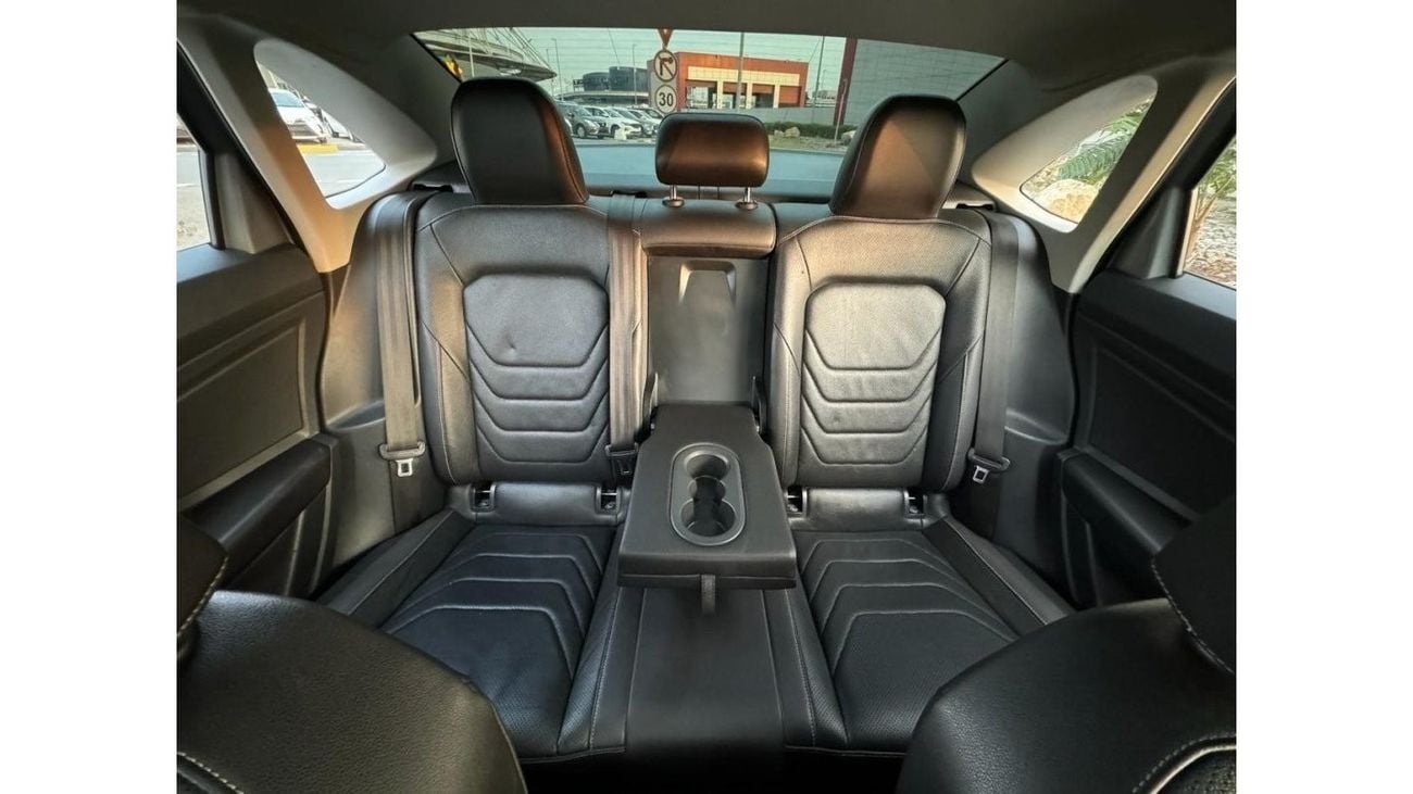 Volkswagen Jetta (RAMADAN OFFER) VOLKSWAGEN JETTA 2019 R LINE 1.4L TURBO FULL OPTIONS