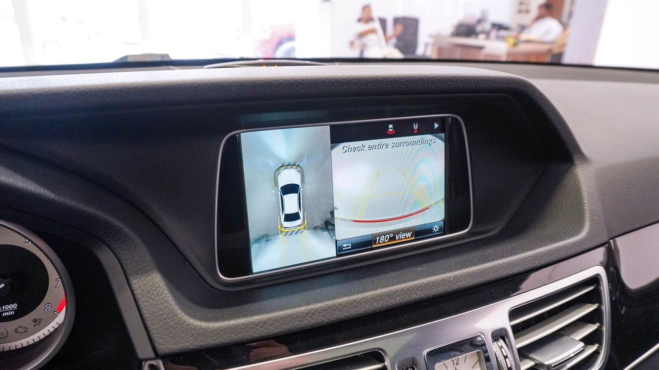 Mercedes-Benz E300 E300