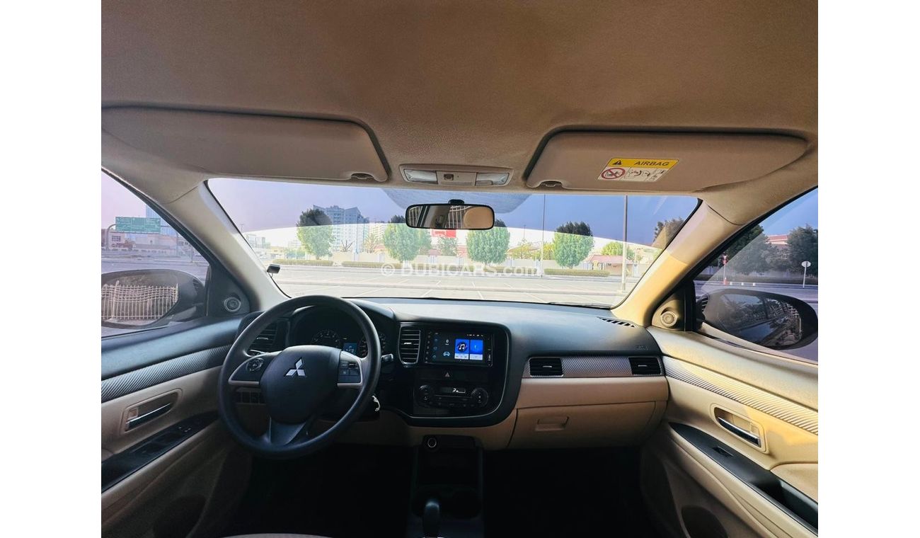 Mitsubishi Outlander 710 PM || OUTLANDER GLS  2.4L V4 4WD || 0%DP || GCC || PRISTINE CONDITION