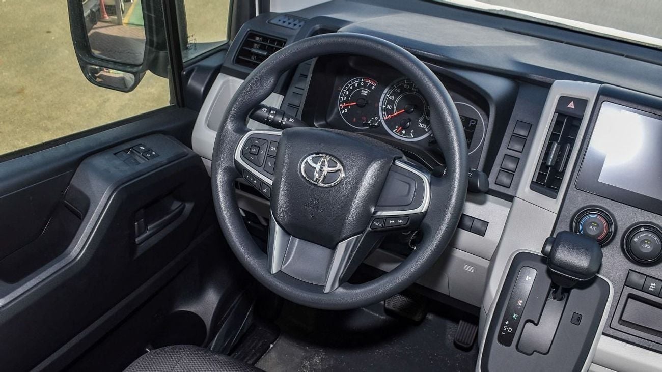 Toyota Hiace High Roof Van 3.5L