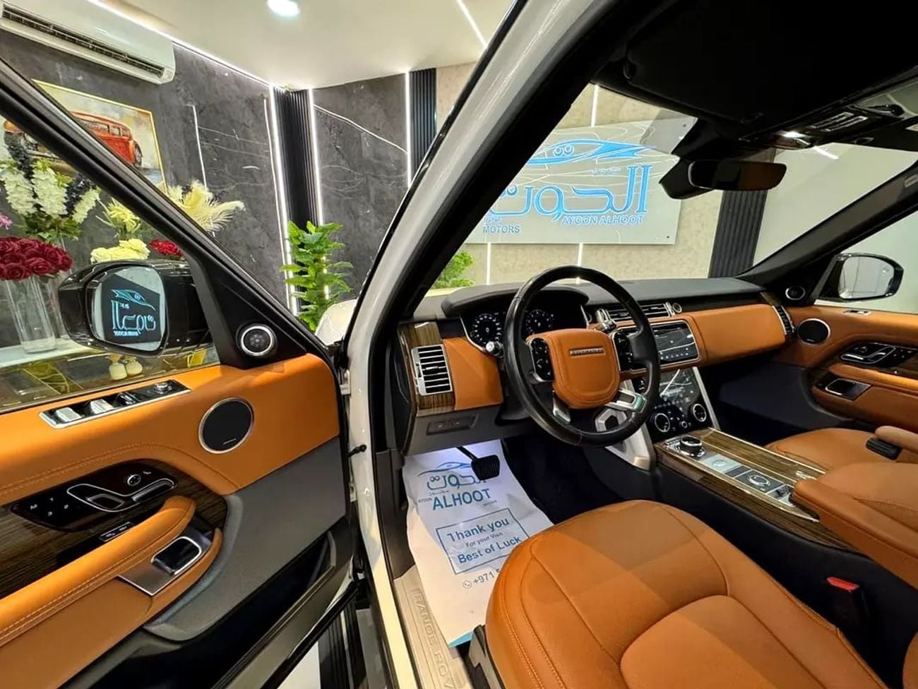 لاند روفر رينج روفر LWB Autobiography P400 3.0L ELITE VOGUE || SUPERCHARGED || GCC || FULLY LOADED || ACCIDENTS FREE