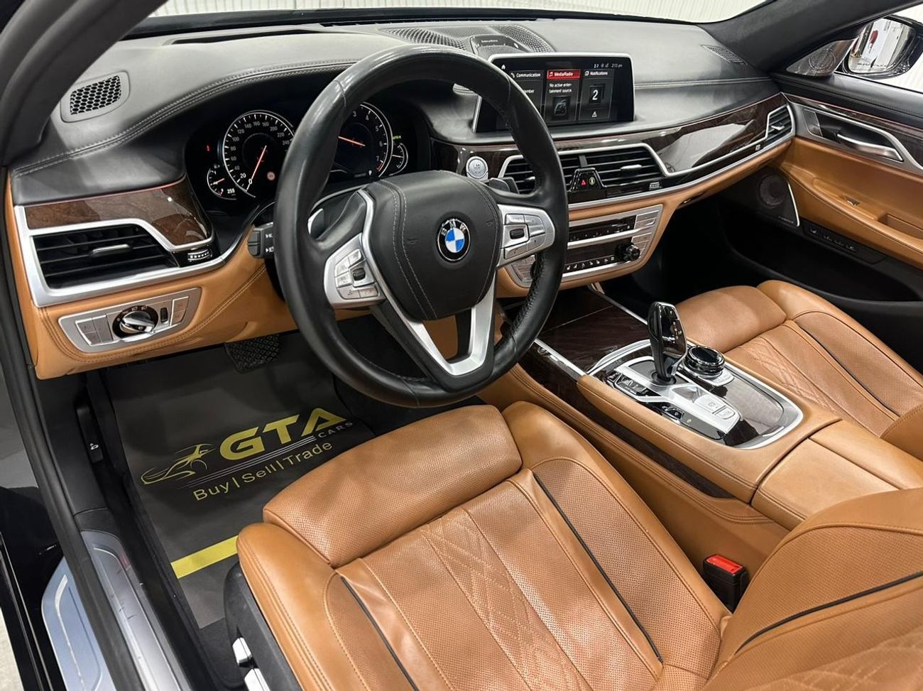 BMW 750Li Luxury 2018 BMW 750Li xDrive, 1 Year Warranty, Full Service History, GCC