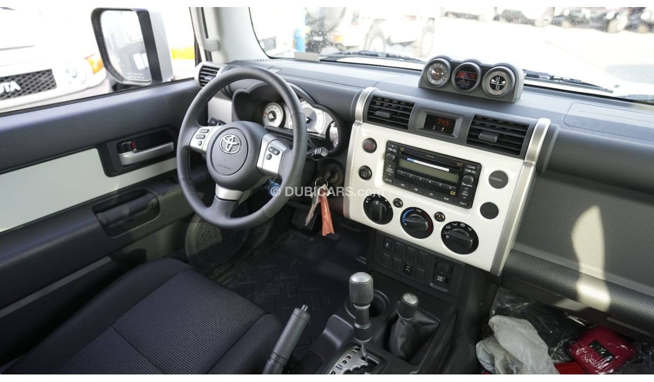 Toyota FJ Cruiser FJ Cruiser EXTREME 4.0L V6- PETROL, 4WD,CRUISE CONTROL, JBL, MULTIMEDIA STEERING .