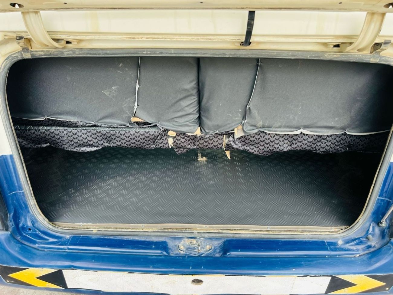 Toyota Coaster Disel / 14B