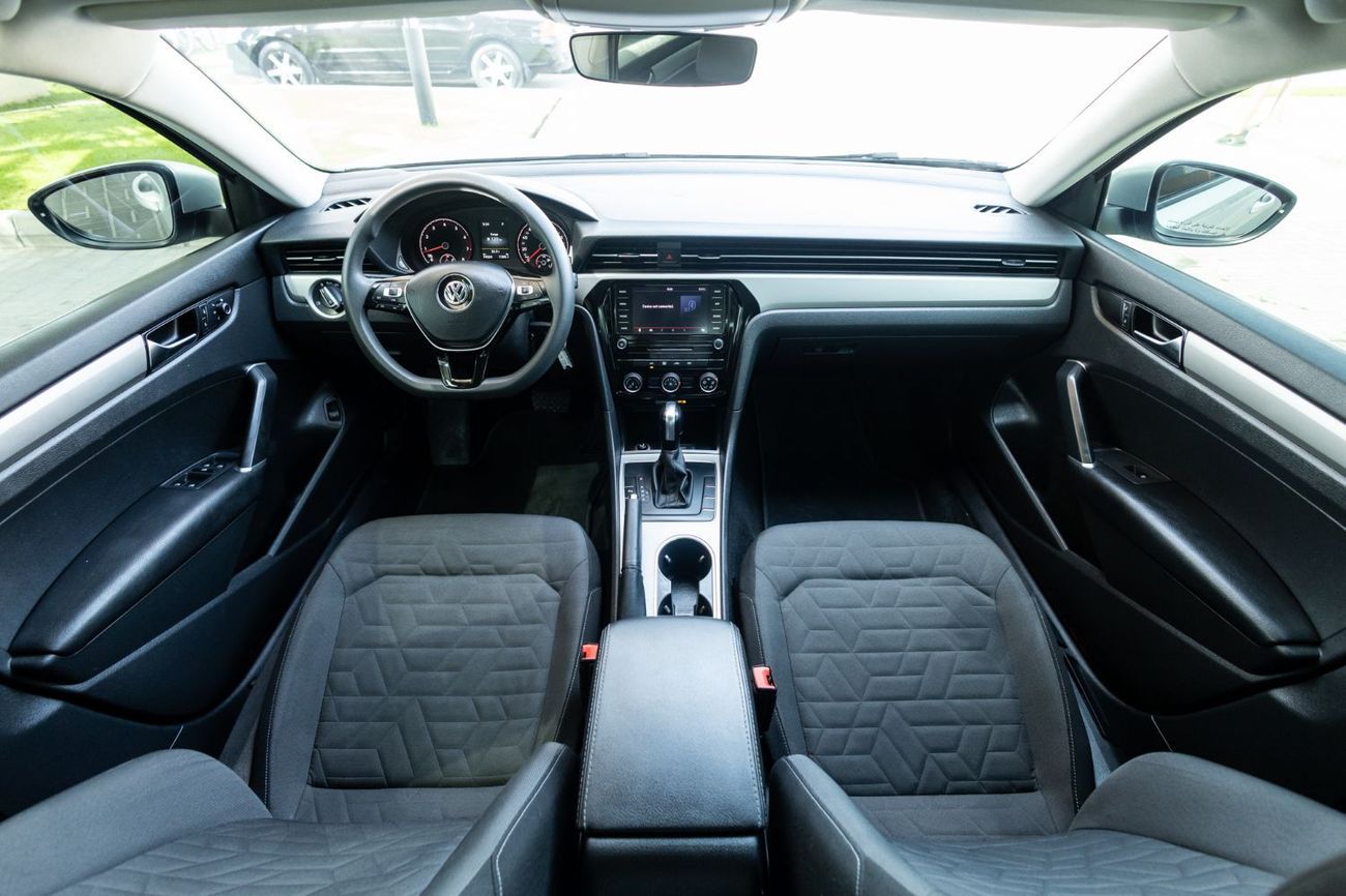 Volkswagen Passat Trendline 2.5L