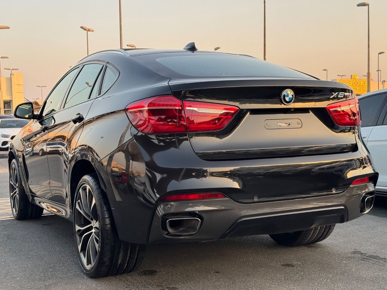 بي أم دبليو X6 xDrive 40i 3.0L