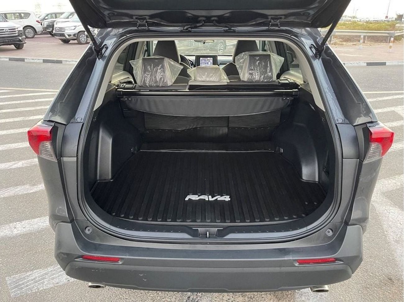 Toyota RAV4 XLE 2.5L 2020 TOYOTA RAV4 XLE HYBRID FULL OPTIONS IMPORTED FROM USA