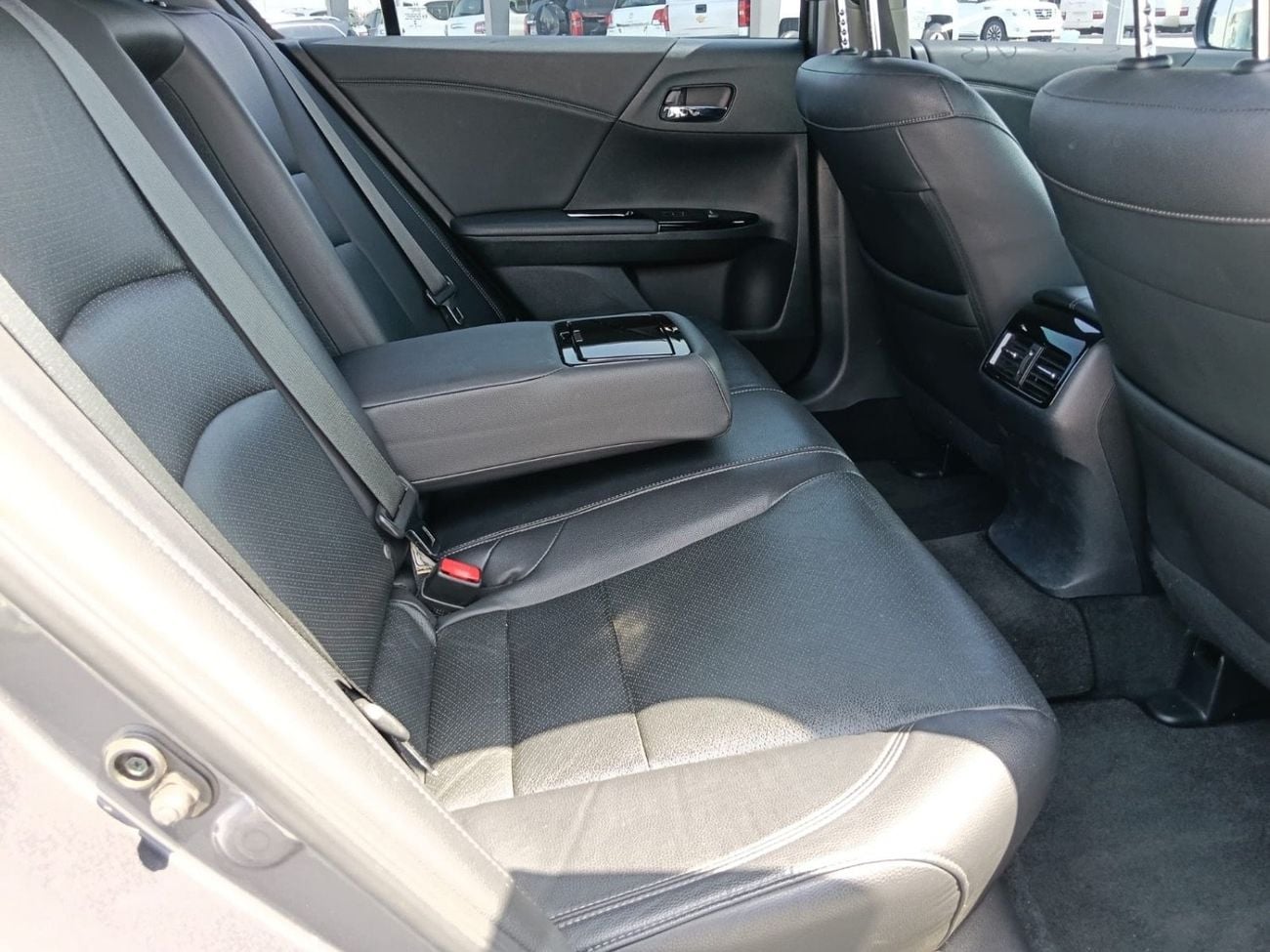 هوندا أكورد LX PLUS