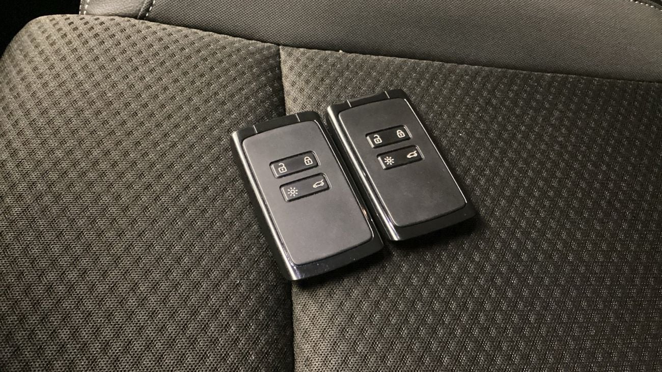 Renault Koleos PE 2.5L FWD PE | Guaranteed Warranty | 0 Down Payment