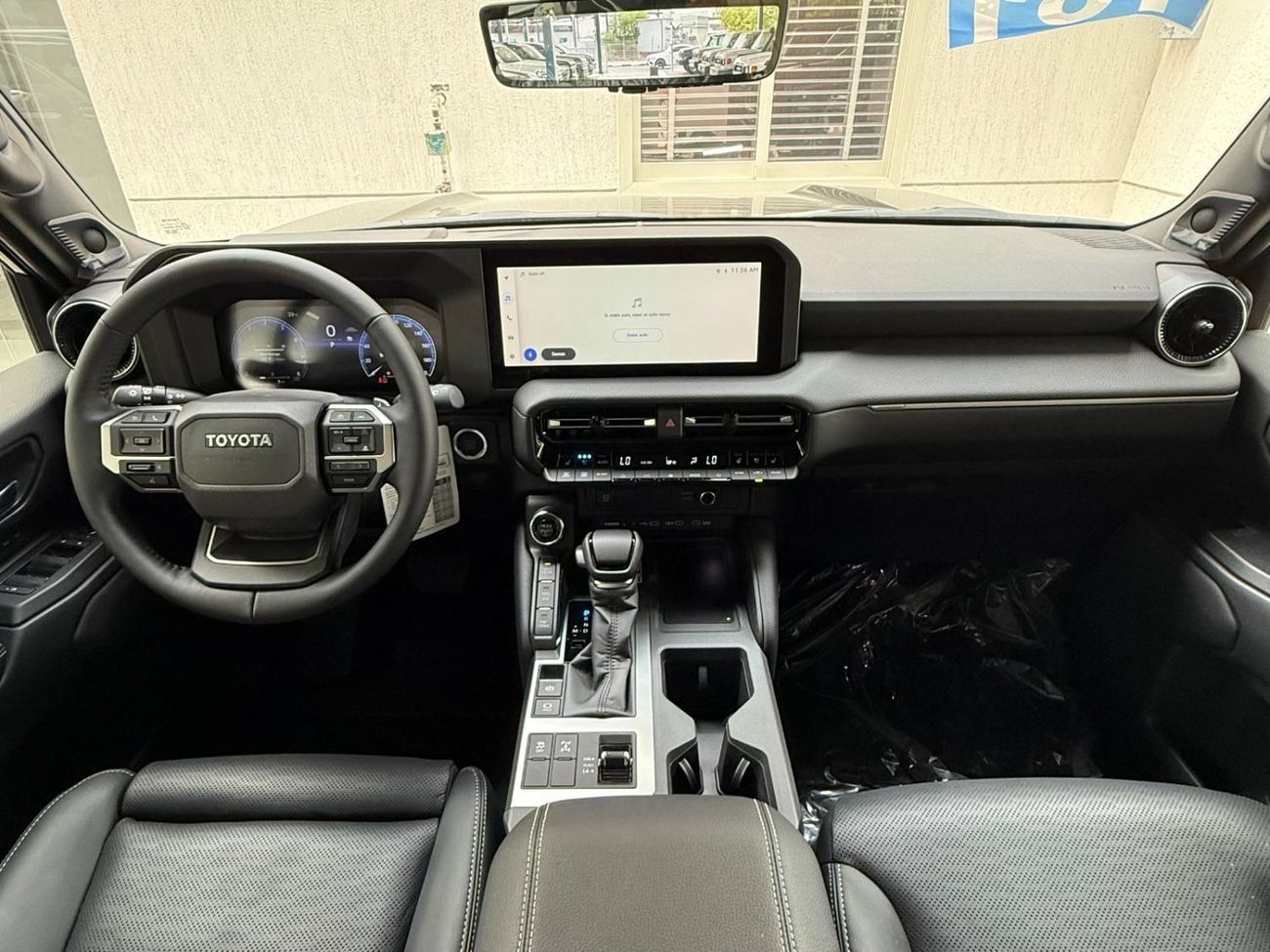 تويوتا برادو LUXURY 2.4 TURBO **EXPORT ONLY**التصدير فقط خارج الخليج***