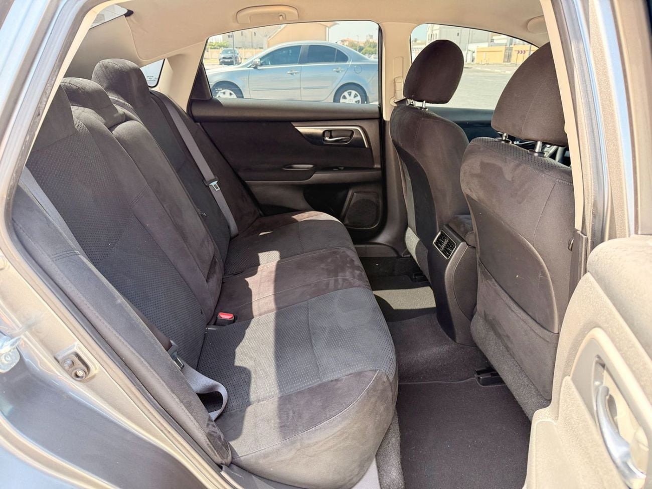 Nissan Altima SV 2.5L