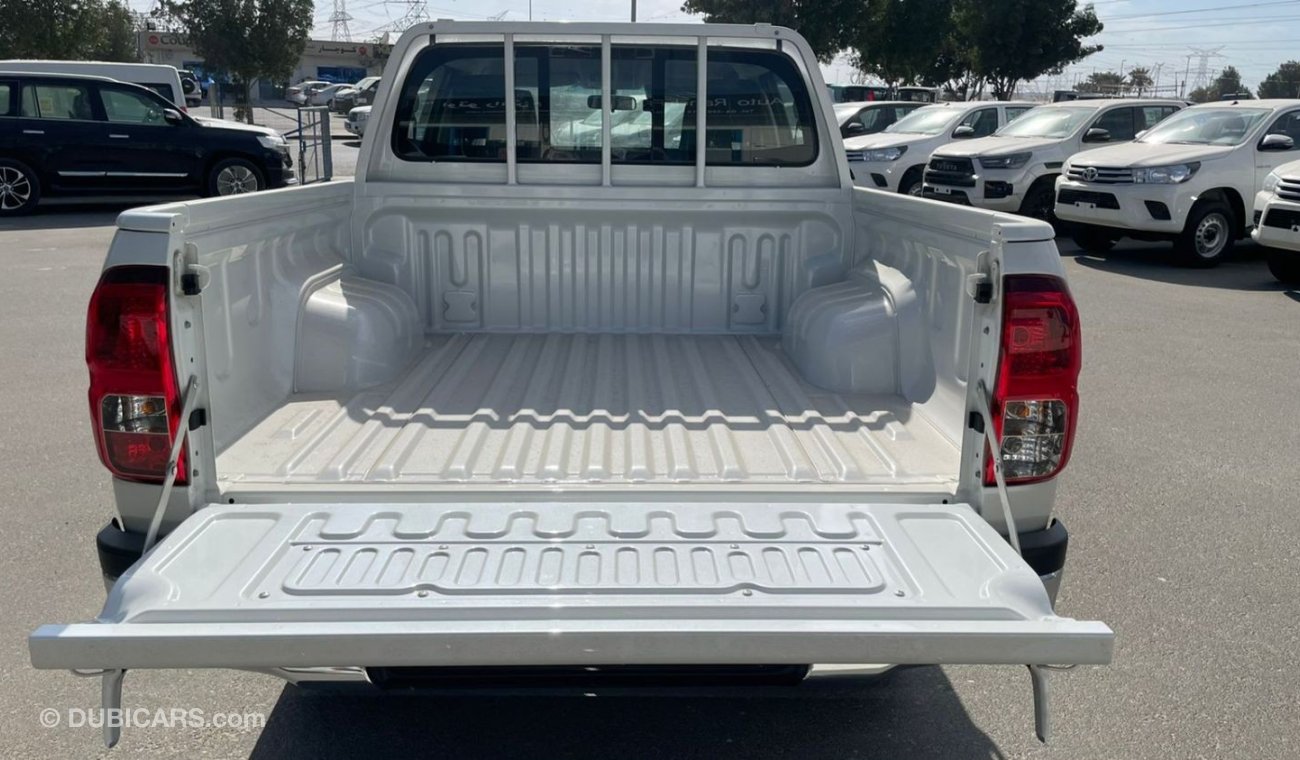 تويوتا هيلوكس 2022 Toyota Hilux 2.4L Diesel Manual with Power windows Brand New Few Units Only