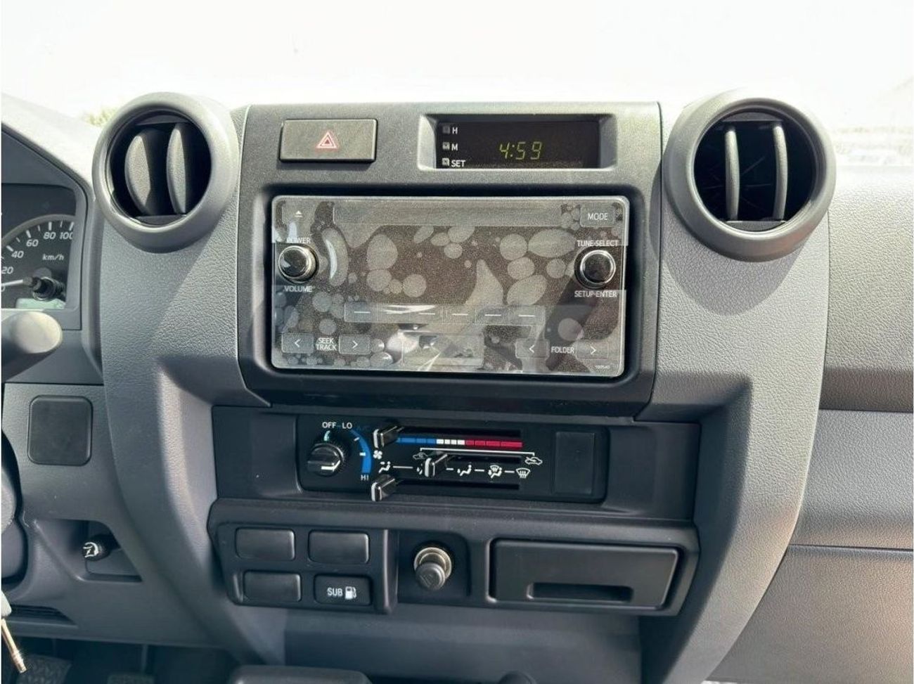 تويوتا لاند كروزر 70 Toyota Land Cruiser78  4.2L