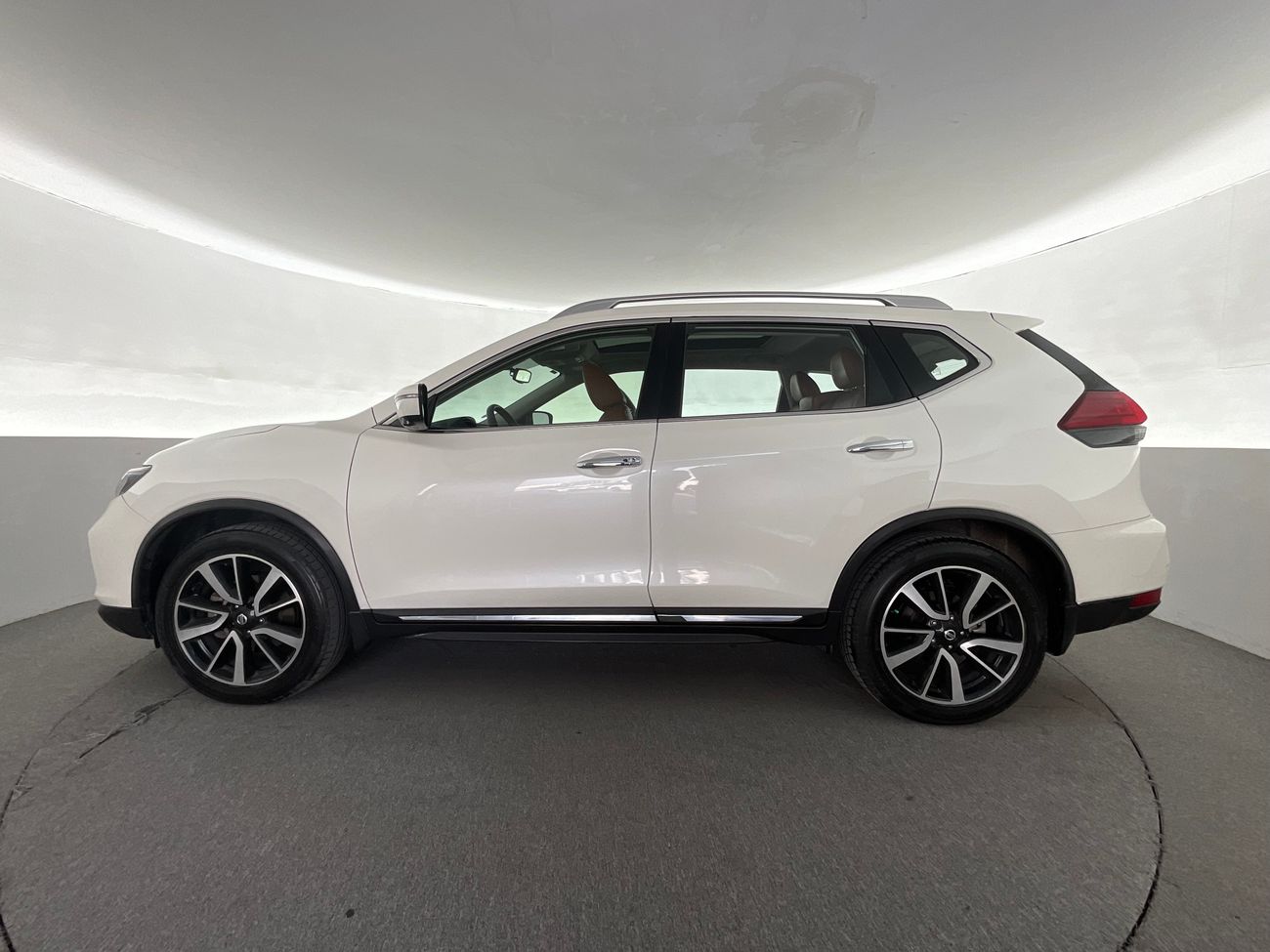 نيسان إكس تريل SL | شامل الضمان | 0 ﺪﻔﻋﺓ ﺃﻮﻟﻯ