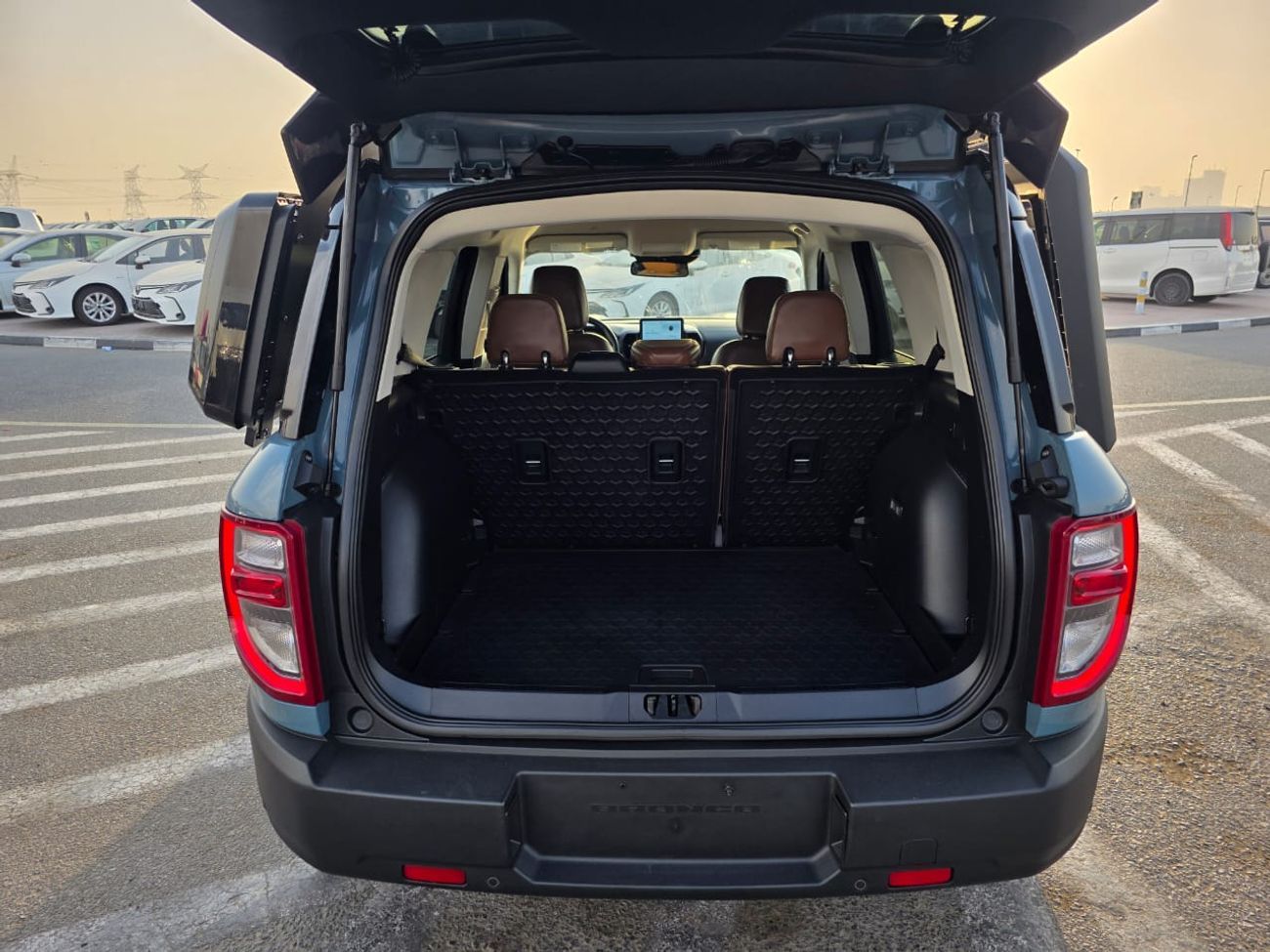 Ford Bronco 2021 Model Push button , 4x4 and original leather