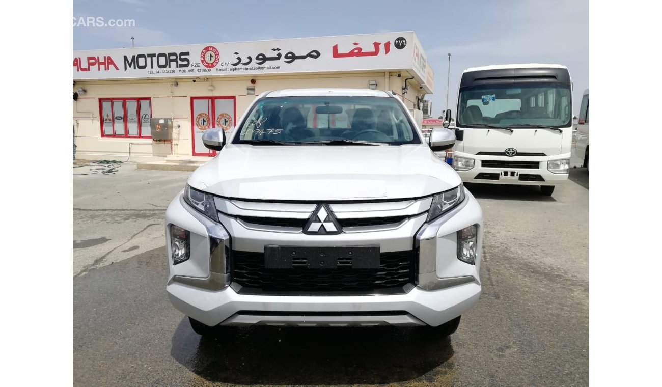 ميتسوبيشي L200 2.4 L  Petrol  4x4 2019 chrome Package