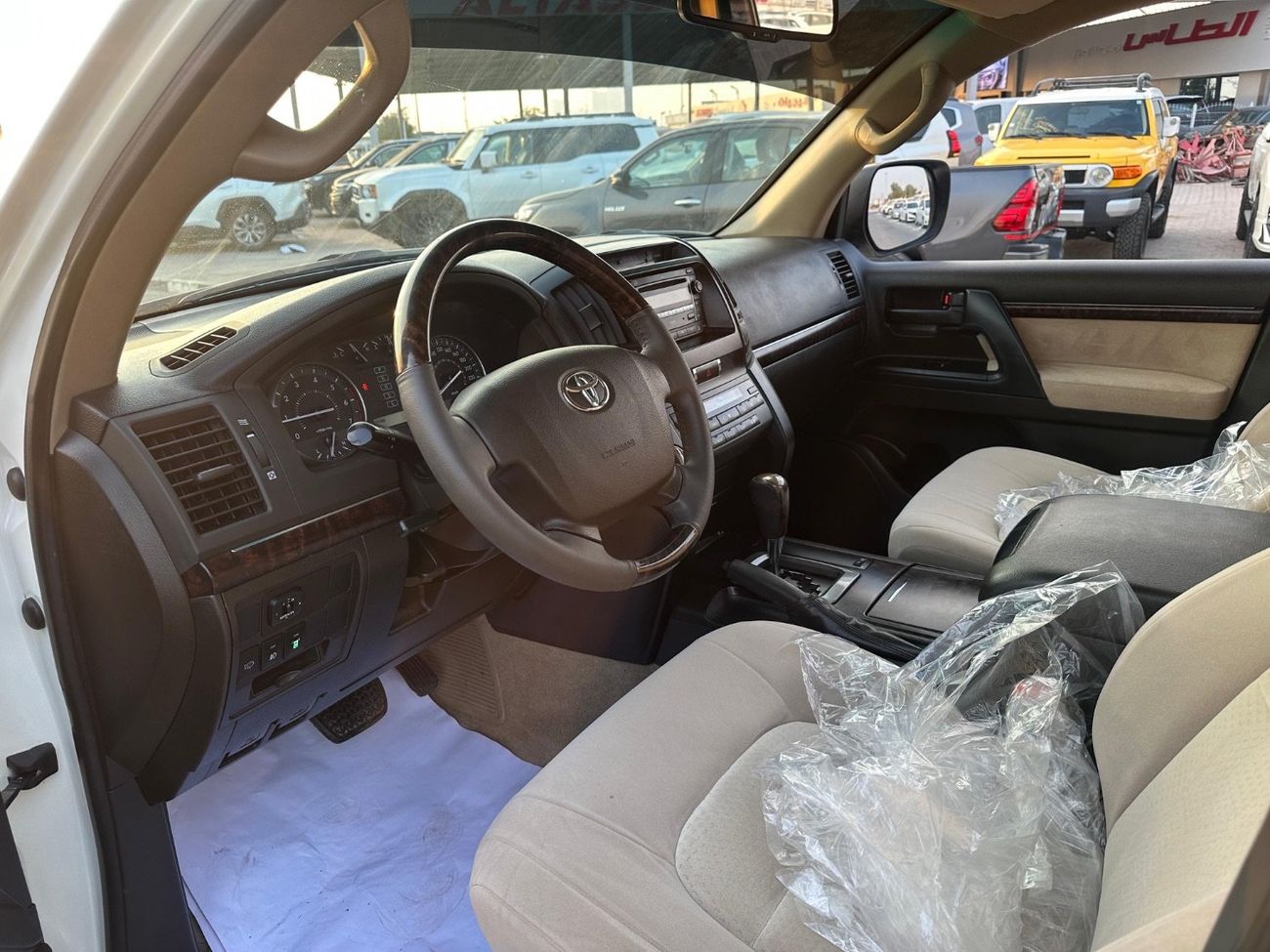 Toyota Land Cruiser GXR 4.0L (271 HP) 4WD