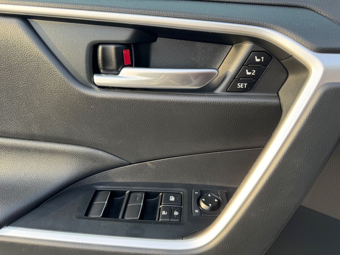 Toyota RAV4 2021 HYBRID EV ENGINE AWD FULL OPTION USA IMPORTED