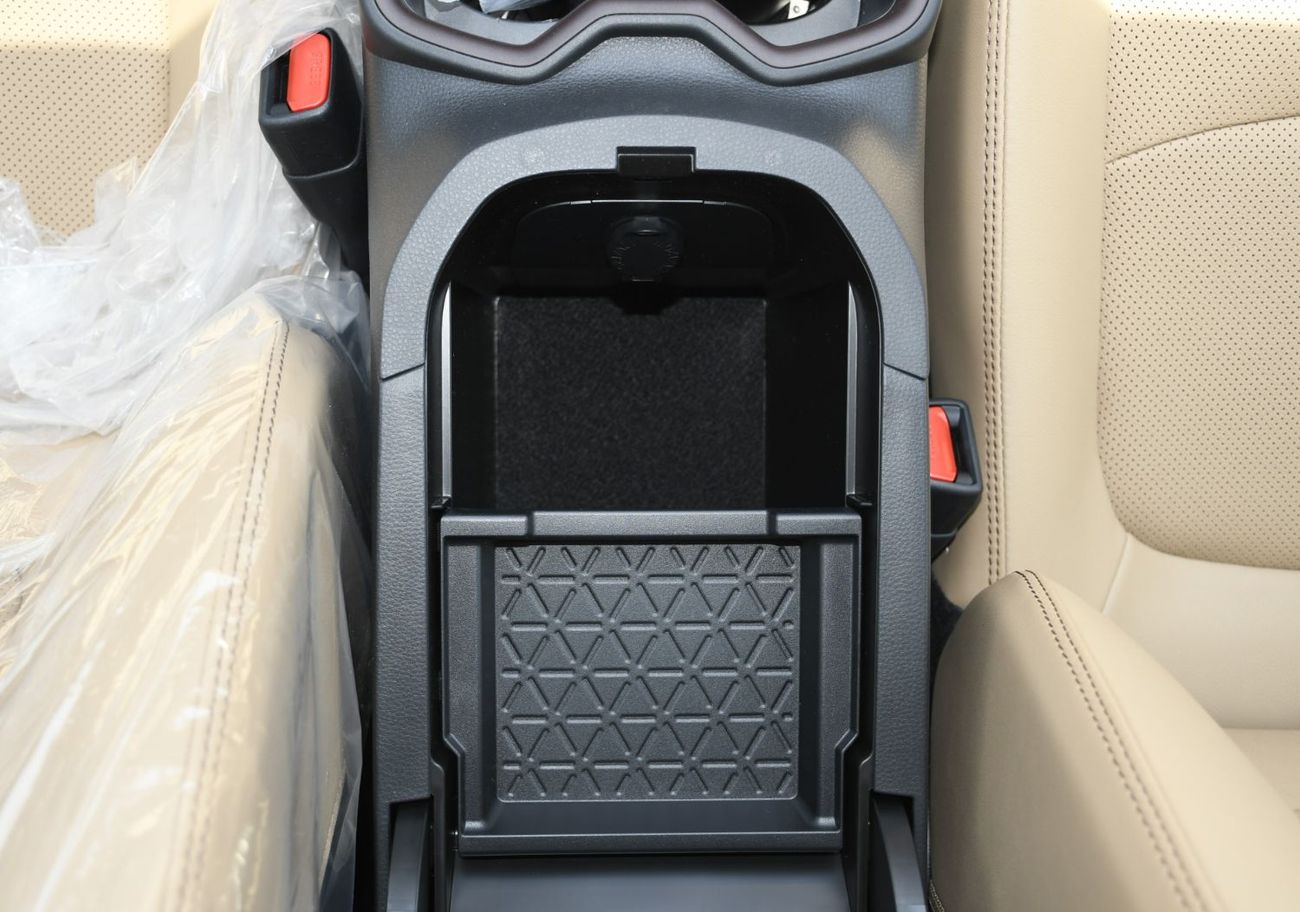 تويوتا راف ٤ Limited 2.5L HEV AWD With BSM Automatic (Ready Stock)